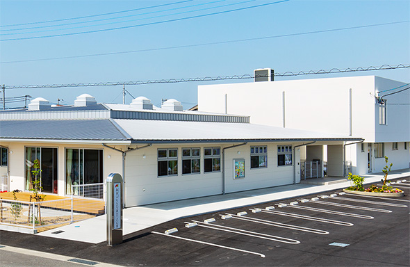 南井上にじいろ認定こども園